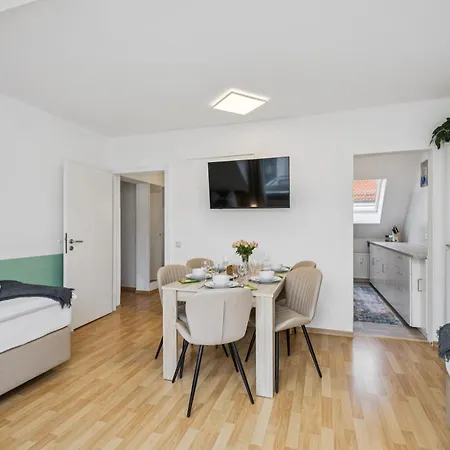 Apartment Tuerme & Traeume - 3sz, 5p - Balkon, Waschmaschine, Smart Tv *